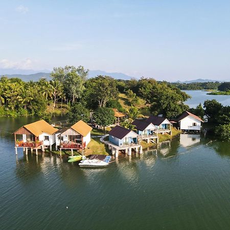 Sunset Nam Ngum Resort Vang Vieng Exterior photo